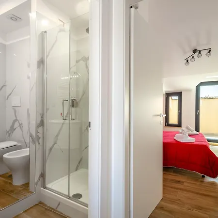 Apartment Rosso Rubino - Mansarda Vista A