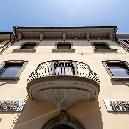 Apartment Rosso Rubino - Mansarda Vista A *