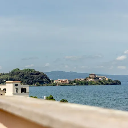 Rosso Rubino - Mansarda Vista A