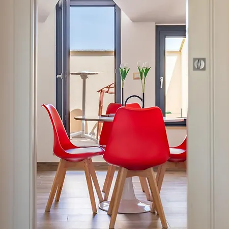 Apartment Rosso Rubino - Mansarda Vista A