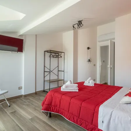 Apartment Rosso Rubino - Mansarda Vista A *